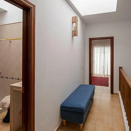 Terraced House - Tfn021008-iyb *